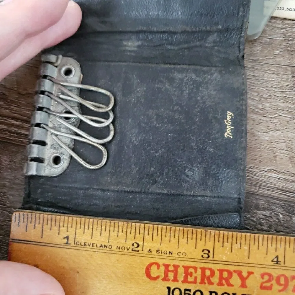 Vintage Leather Zipper Spring Temper Hook Key Card Holder Antique VTG